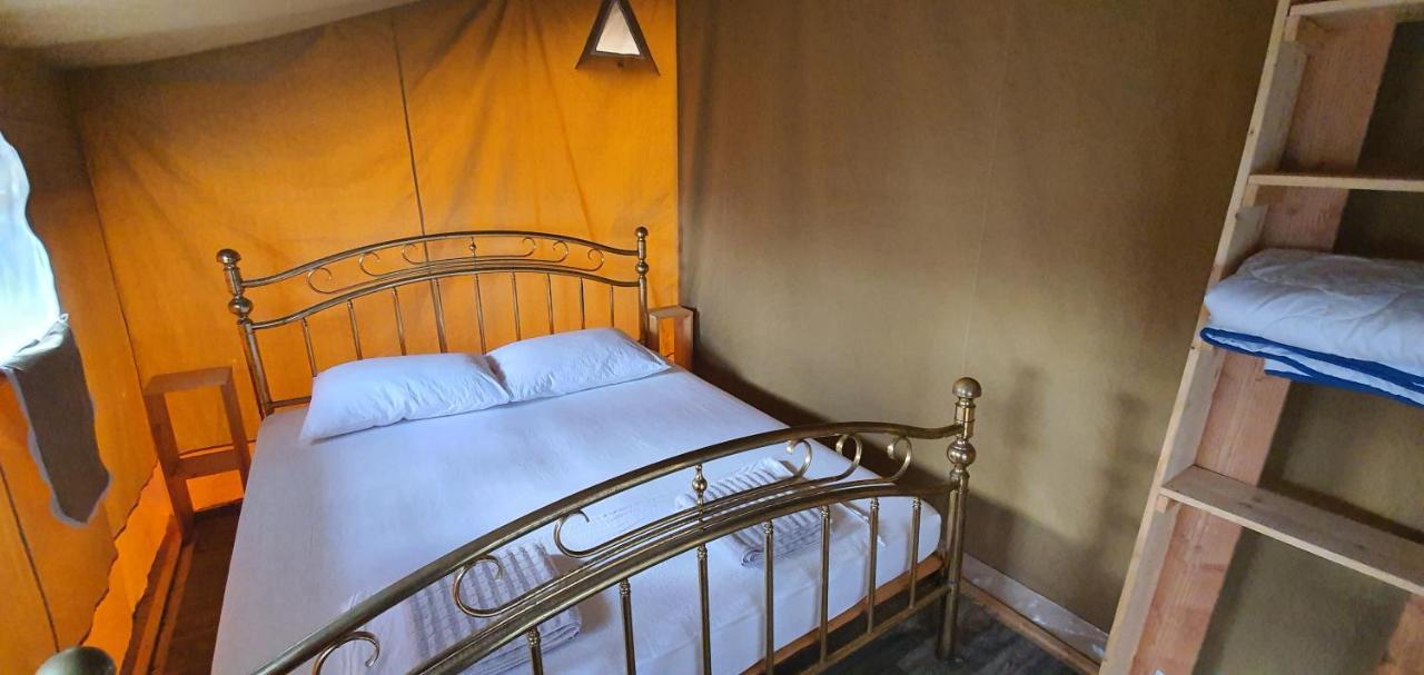 Marusina Olive Hills - Glamping & Minicamp 4* Punat